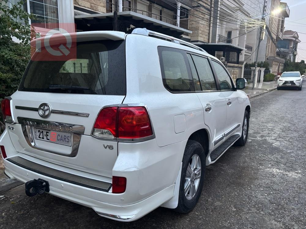 تويوتا لاندكروزر